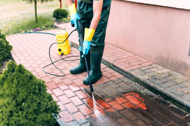Best Garage Pressure Washing  in Lincoln Village, OH