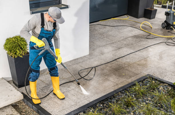 Best Commercial Pressure Washing  in Lincoln Village, OH